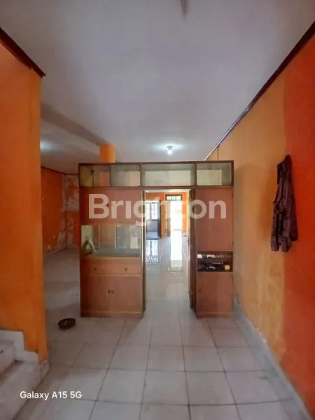 image RUMAH MEWAH 2 LANTAI, 6KT DI BANTUL - LT 706M2 STRATEGIS (3)