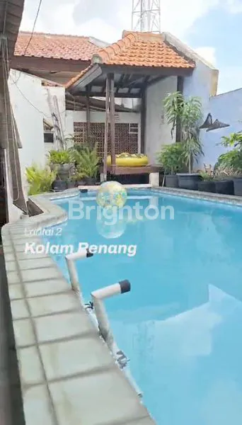 image RUMAH SIMO GUNUNG BARAT ADA KOLAM RENANG PRIBADI (2)