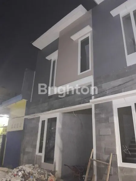 image RUMAH BARU 2 LANTAI DI TAMBAK MEDOKAN AYU, FINISHING! (1)