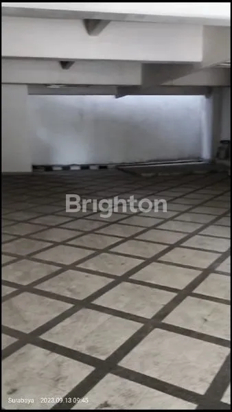 image RUKO 4 LANTAI PERAK BARAT EX BANK (2)