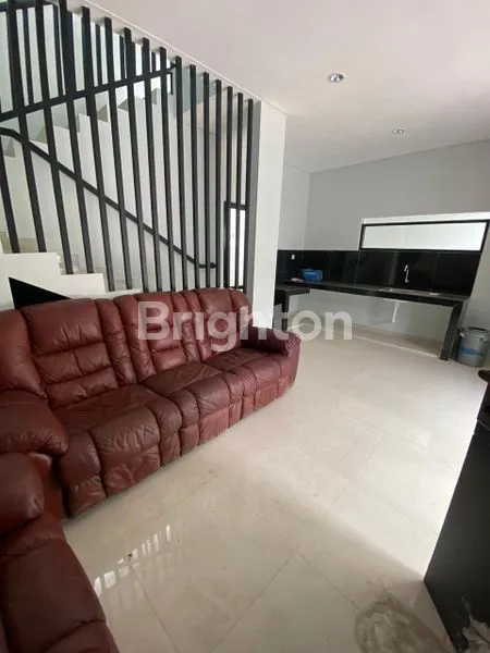 RUMAH DEKAT UNIKA MILES BSB CITY SEMARANG BARAT NGALIYAN