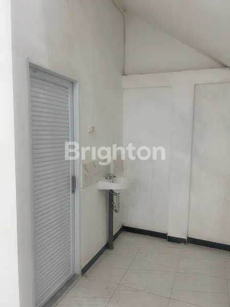 image RUKO DISEWAKAN! COCOC UNTUK JUALAN, LOKASI RAMAI (6)