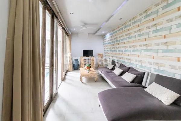 image HUNIAN NYAMAN 3 KAMAR DI LOKASI STRATEGIS DI SEMINYAK (8)