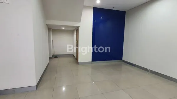 image RUKO POJOK COCOK UNTUK KANTOR, BANK DI PASAR BESAR MALANG (5)