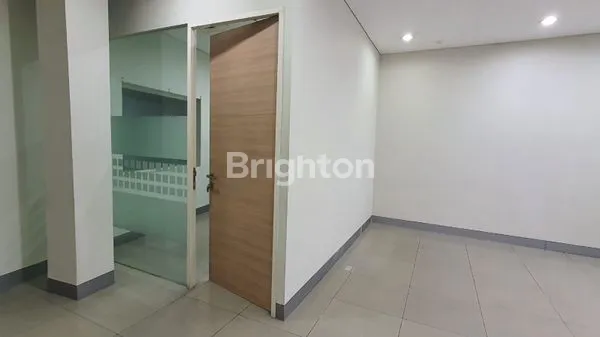 image RUKO POJOK COCOK UNTUK KANTOR, BANK DI PASAR BESAR MALANG (1)