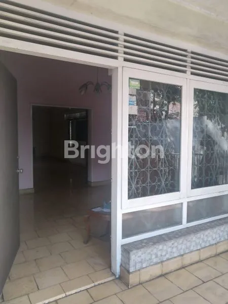 image RUMAH VINTAGE NEGO SAMPAI DEAL DI DEKAT KAYUTANGAN KOTA MALANG\N\N (2)