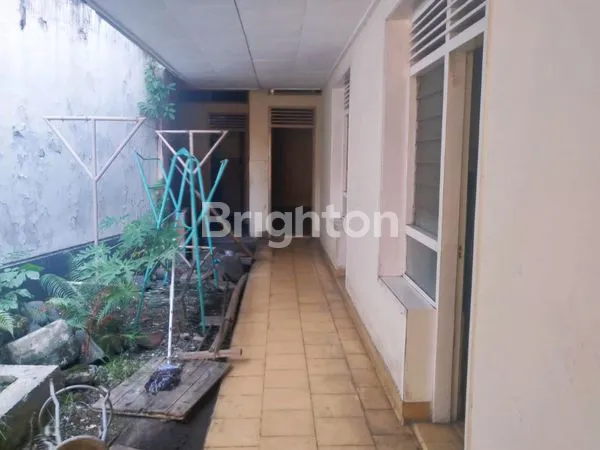 image RUMAH VINTAGE NEGO SAMPAI DEAL DI DEKAT KAYUTANGAN KOTA MALANG\N\N (4)