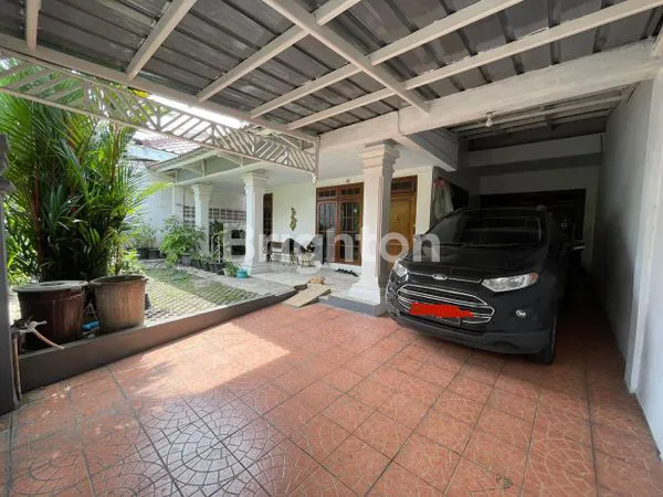 image RUMAH 2 LANTAI DI KOMPLEK BEACUKAI RAWAMANGUN (1)