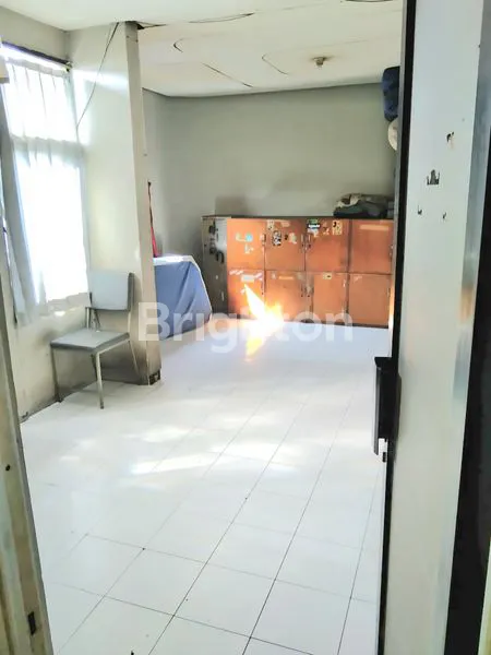 image RUKO 3 LANTAI LT 150 LB 240 DI SAYAP DALAM KAUM (7)