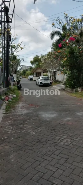 image DISEWAKAN RUMAH STRATEGIS DI PURI GADING, JIMBARAN (5)