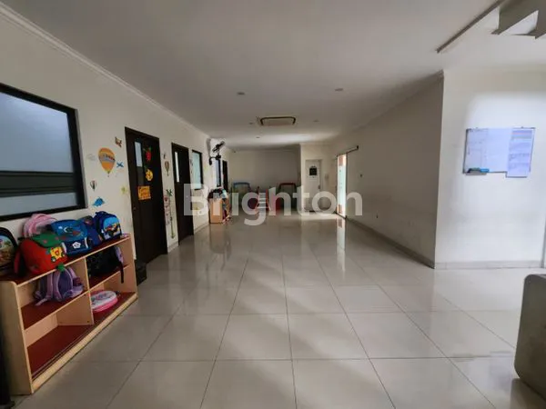 image RUMAH HOOK, BISA UNTUK RUMAH TINGGAL DAN USAHA DI TOMANG JAKARTA BARAT  (4)