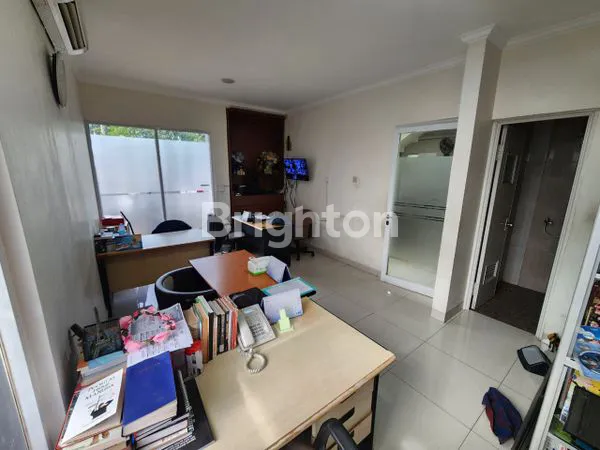 image RUMAH HOOK, BISA UNTUK RUMAH TINGGAL DAN USAHA DI TOMANG JAKARTA BARAT  (6)