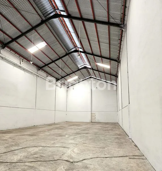 image GUDANG PREMIUM MMTC WAREHOUSE 2 AKSES CONTAINER 40 FEET MEDAN (4)