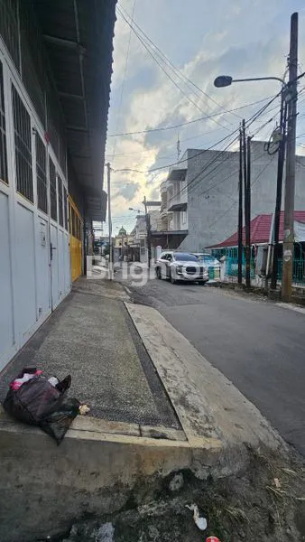 image RUMAH 2 LANTAI FULL FURNISH STRATEGIS DEKAT PASAR BERUANG MEDAN (6)