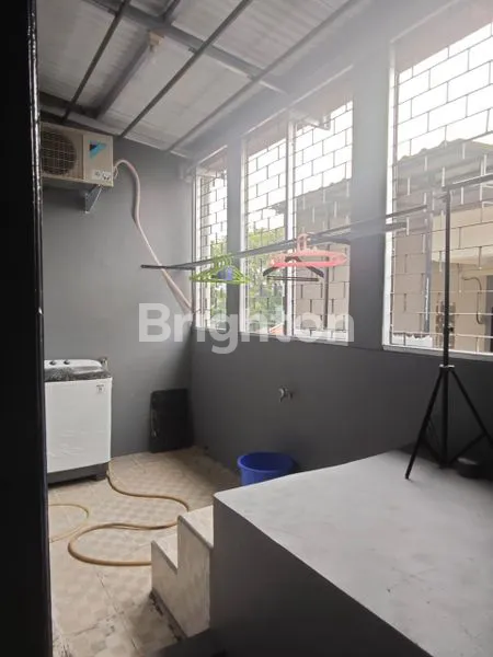 image RUMAH 2 LANTAI SIAP HUNI SUDAH DIRENOVASI DIKEBUN JERUK (8)