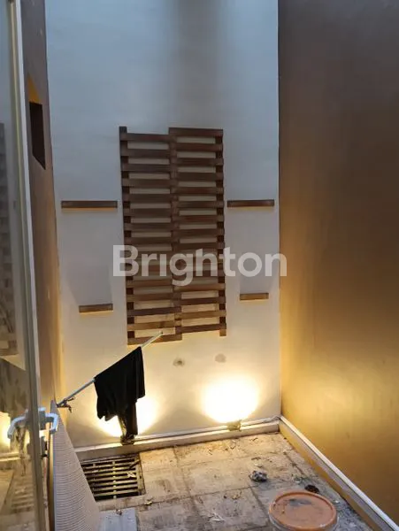 image RUMAH 3 LANTAI MEWAH DI GREENWICH PARK BSD - SEMI FURNISHED (3)