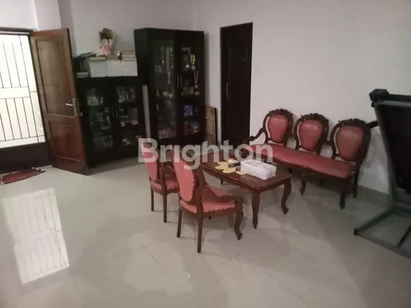 image RUMAH PLUS KOSAN 9 PINTU LAHAN STRATEGIS BELAKANG RS MITRA KELUARGA BINTARO (2)