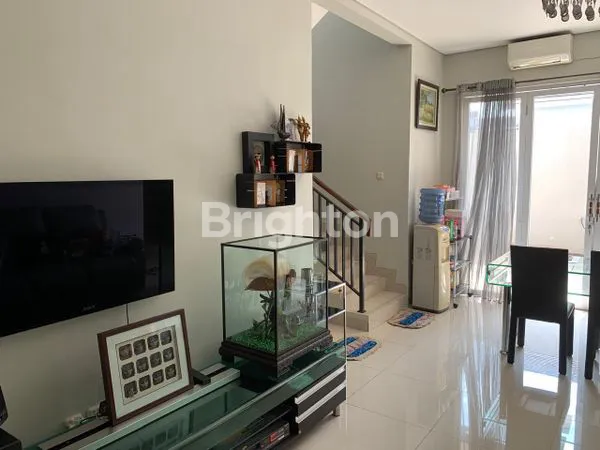 image RUMAH MEWAH 2 LANTAI 5KT DI CITRAGRAN - DEKAT TOL & LRT (2)
