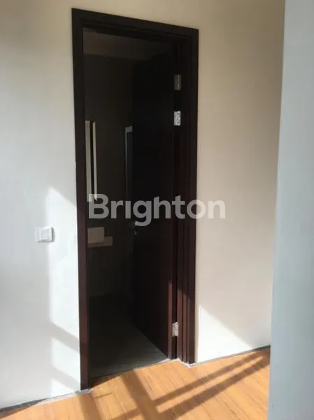 image RUMAH 2 LANTAI DI PRECIA, BSD CITY (7)