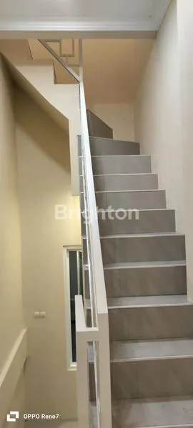 image RUKO 2,5 LANTAI SIAP PAKAI KOTA MOJOKERTO (4)