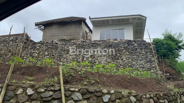 image TANAH HOOK VIEW PEGUNUNGAN DI BATU, BONUS BANGUNAN 60M² (2)