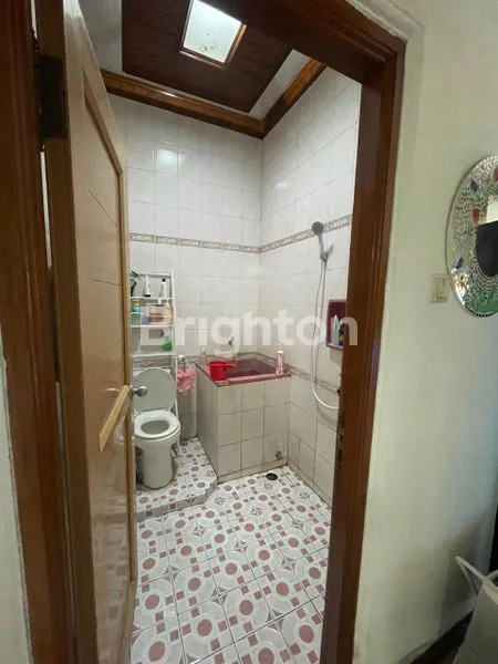 image RUMAH COZY DI PERUMAHAN ELITE DI TENGAH KOTA DEPOK (8)