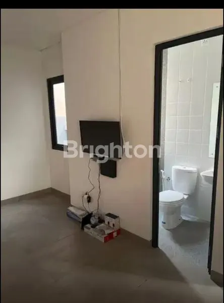 image SOHO/RUKAN 3 LANTAI DI LATINOS BUSINESS DISTRICT BSD  (3)