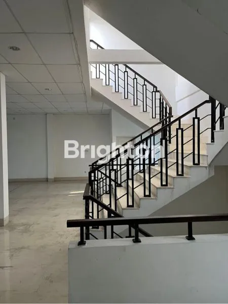 image RUKO GANDENG STRATEGIS DI JAKARTA TIMUR  (4)