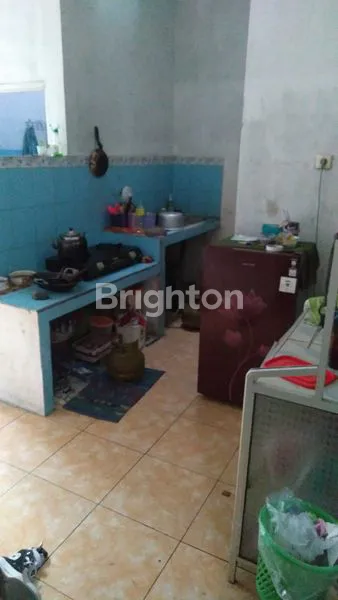 image RUMAH SIAP HUNI DEKAT SUPERINDO KARTASURA (4)