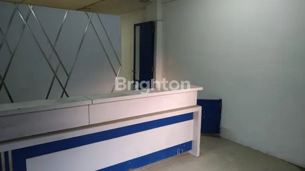 image RUKO NOL JALAN PERAK TIMUR DEKAT PELABUHAN, KONDISI SIAP PAKAI, LAHAN PARKIR LUAS CUMA 950JT (2)