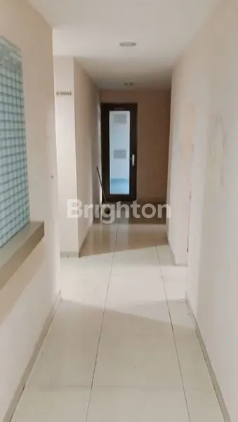 image RUMAH MEWAH 1344M² STRATEGIS DEKAT SUN PLAZA MEDAN POLONIA (5)