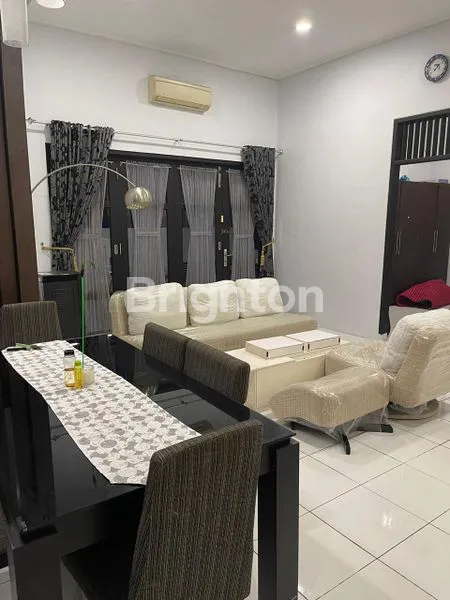 image RUMAH CANTIK, LUAS DI TENGAH KOTA (3)