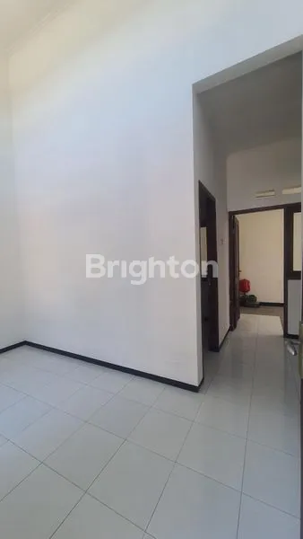 image RUMAH BARU RENOVASI 300 JT AN DEKAT PINTU TOL SAWOJAJAR (3)