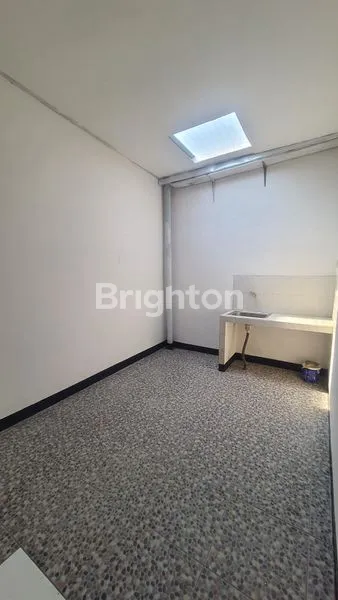 image RUMAH BARU RENOVASI 300 JT AN DEKAT PINTU TOL SAWOJAJAR (7)