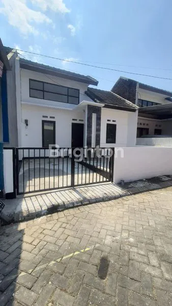 image RUMAH BARU RENOVASI 300 JT AN DEKAT PINTU TOL SAWOJAJAR (1)