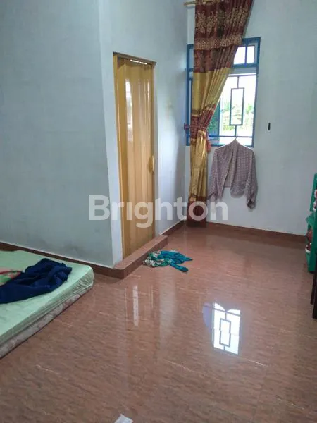 image 3 LANTAI DEKAT MASJID AGUNG (6)