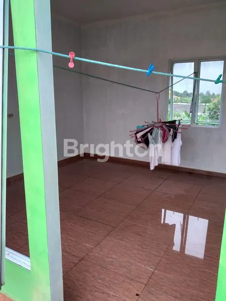 image 3 LANTAI DEKAT MASJID AGUNG (5)