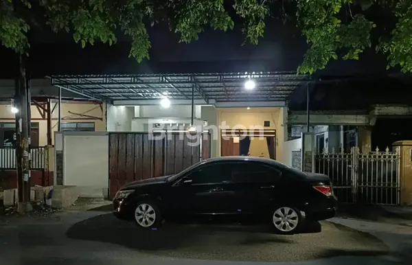 image TURUN HARGA, BARU RENOV RUMAH DI KYAI ABDUL KARIM SIAP HUNI, DEKAT AKSES TOL TAMBAK SUMUR, BUTUH CEPAT LAKU  (1)