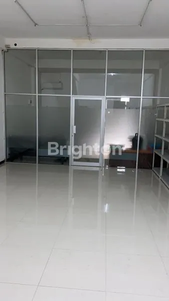 image RUKO NOL JALAN RAYA KLAMPIS, LOKASI STRATEGIS, SIAP PAKAI (3)