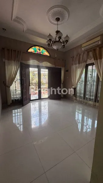 image RUMAH MEWAH JL GARU IV DIJUAL (2)