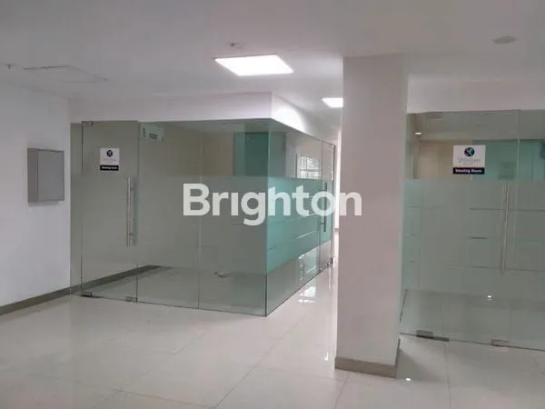 image 2 JEJER RUKO 3,5 LANTAI BAGUS SIAP PAKAI NOL JALAN RAYA JEMURSARI (7)