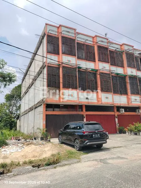 image RUKO 3 LANTAI DEKAT SUTOMO. (1)