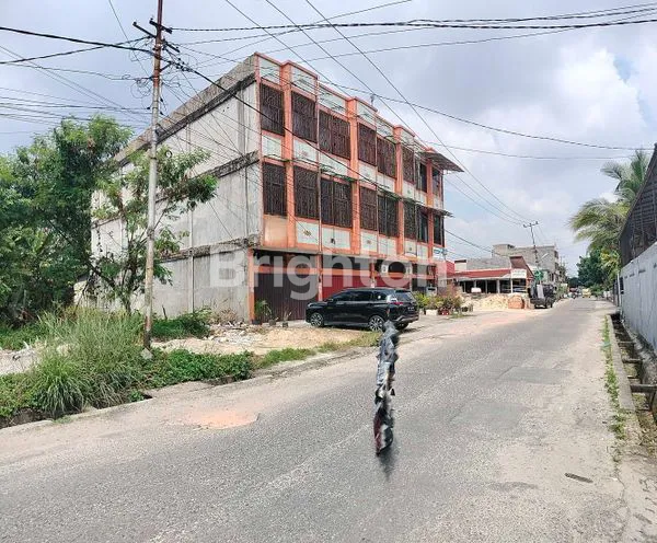 image RUKO 3 LANTAI DEKAT SUTOMO. (2)