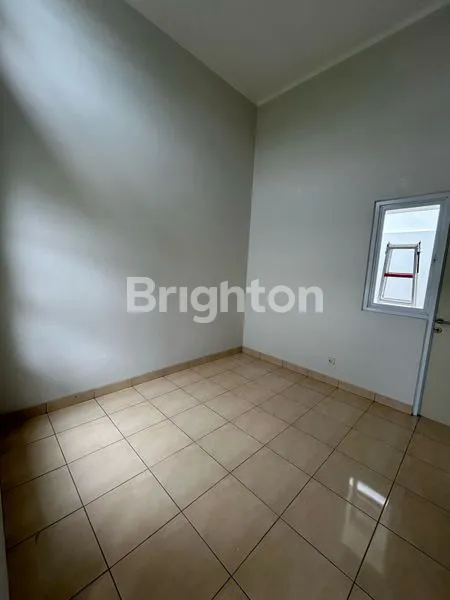 image RUMAH  DI SUMMARECON KARAWANG  (5)