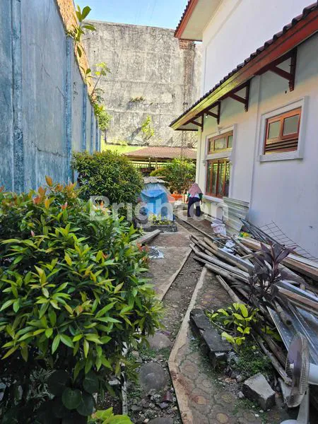 image LAHAN USAHA LOKASI STRATEGIS DI CIBUBUR  (4)