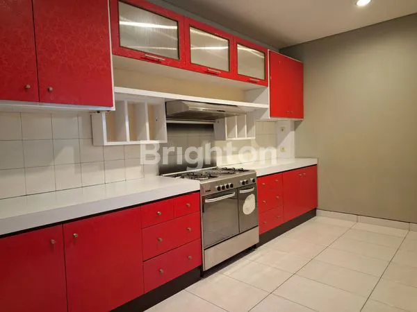 image RUMAH MEWAH 2 LANTAI DENGAN ROOFTOP & VIEW SKYLINE KUNINGAN JAKARTA SELATAN (6)