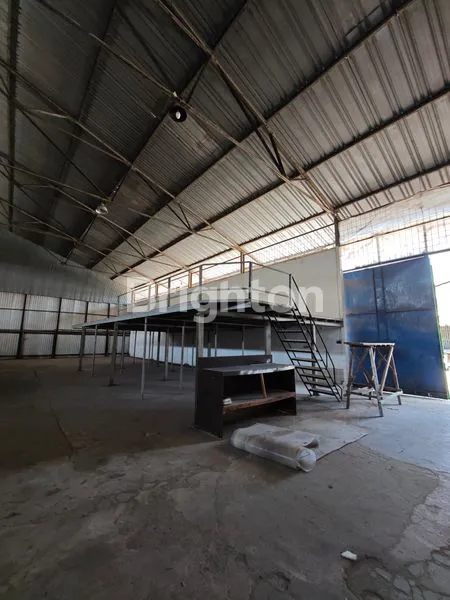 image GUDANG KOMERSIAL STRATEGIS JALAN KAPUK KAMAL RAYA (3)