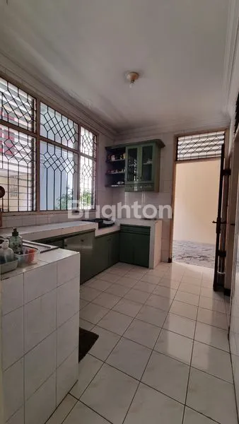 image RUMAH EX KOS LOKASI STRATEGIS DEKAT UBAYA PANJANG JIWO (6)