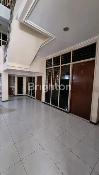 image RUMAH EX KOS LOKASI STRATEGIS DEKAT UBAYA PANJANG JIWO (8)