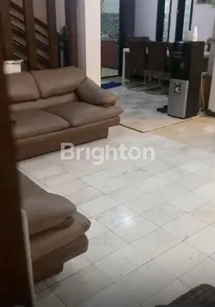 image RUMAH MEWAH DALAM KOMPLEK INDAH LESTARI-JATIMAKMUR (2)